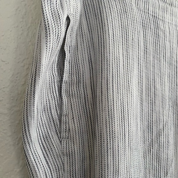 J. Jill Striped Stretch Linen Pants - Picture 2 of 8